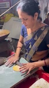 “Marathi Aunty: Culture, Traditions, Food, and Modern Life Explained”