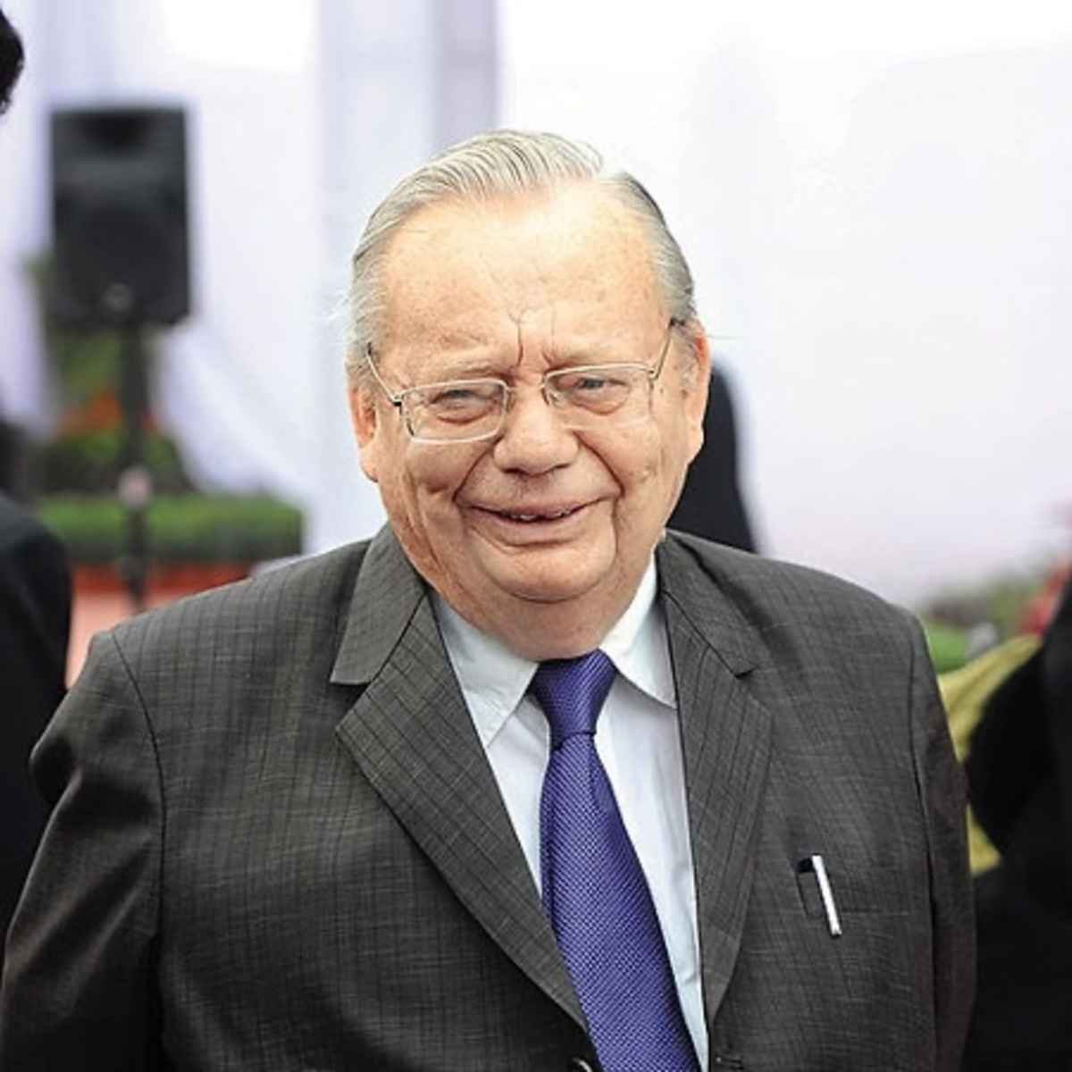 Ruskin Bond Images: A Window into the Life of India’s Beloved Author